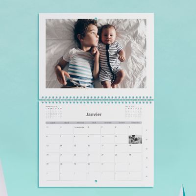 Calendrier mural double page